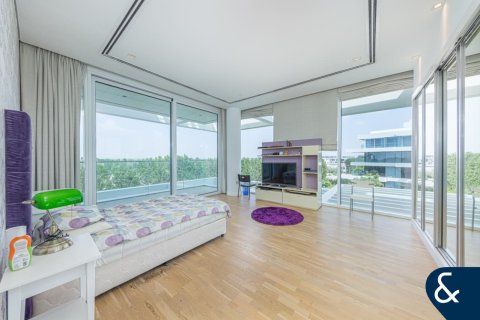 Apartment in Al Barari, Dubai, UAE 4 bedrooms, 639 sq.m. № 667184 - photo 10