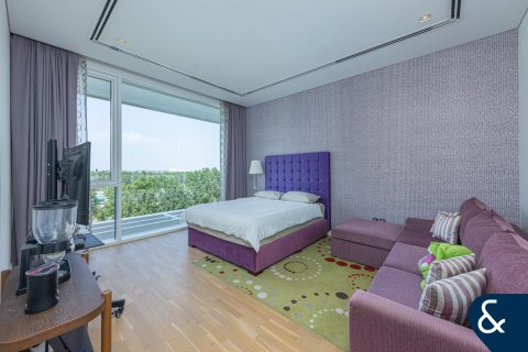 Apartment in Al Barari, Dubai, UAE 4 bedrooms, 639 sq.m. № 667184 - photo 8