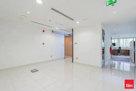 Büroraum zur Miete in Dubai, VAE 399.2 m2 Nr. 705774 - Foto 3