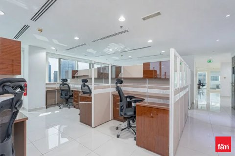 Büroraum zur Miete in Dubai, VAE 399.2 m2 Nr. 705774 - Foto 8
