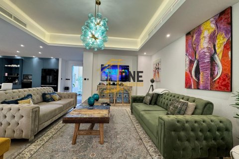 Villa zum Verkauf in Al Hamra Village, Ras Al Khaimah, VAE 4 Schlafzimmer, 258.8 m2 Nr. 578330 - Foto 11