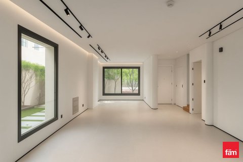 Купить виллу в Аль-Барша, Дубай, ОАЭ 4 спальни, 367.2м2, № 693172 - фото 2