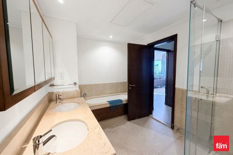 Lakás itt: Downtown Dubai (Downtown Burj Dubai), EAE, 2 hálószoba, 134.1 m², azonosító: 645743 - fénykép 17