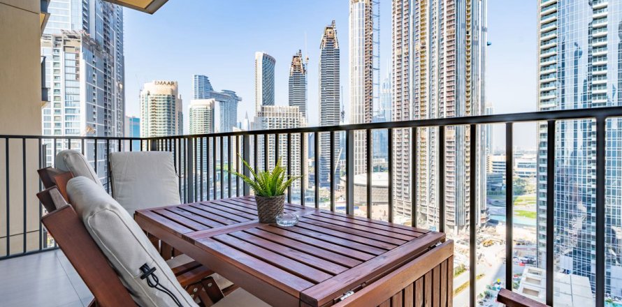Huoneisto Downtown Dubai (Downtown Burj Dubai), Arabiemiraatit 2 makuuhuonetta, 131.2 m2 № 645740