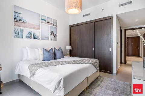 Huoneisto Downtown Dubai (Downtown Burj Dubai), Arabiemiraatit 2 makuuhuonetta, 131.2 m2 № 645740 - kuva 3