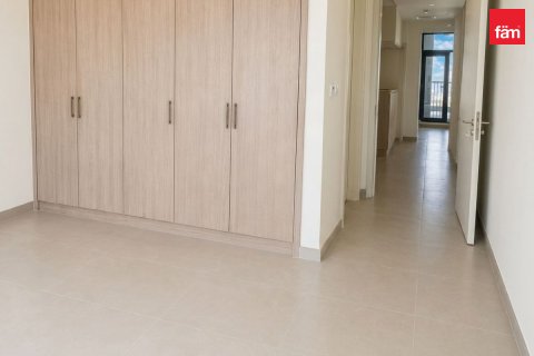 Dubai, संयुक्त अरब अमीरात में टाउनहाउस, 4 बेडरूम, 323.5 वर्ग मीटर, संख्या 740492 - फ़ोटो 12