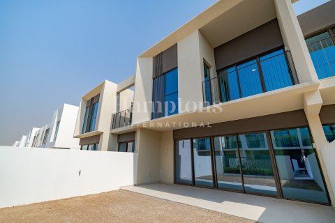 Vilă de închiriat în Jumeirah Village Triangle, Dubai, EAU 3 dormitoare, 189.15050800 mp.  №740410 - poză 2