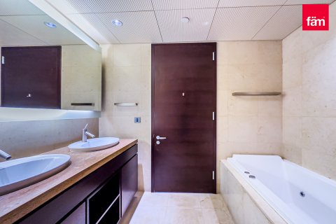 Apartment in Downtown Dubai (Downtown Burj Dubai), UAE 2 bedrooms, 191 sq.m. № 551448 - photo 19