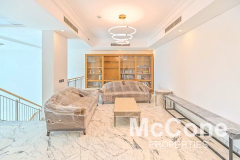 Apartmen di Palm Jumeirah, Dubai, UAE 4 bilik tidur, 449.46 meter persegi № 587081 - foto 5