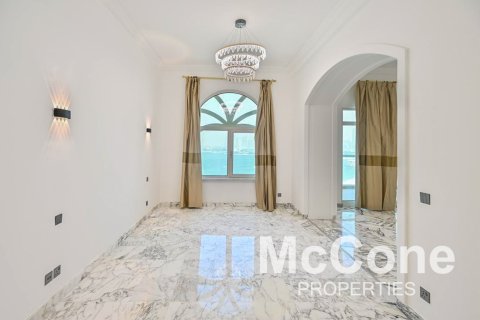 Apartmen di Palm Jumeirah, Dubai, UAE 4 bilik tidur, 449.46 meter persegi № 587081 - foto 14