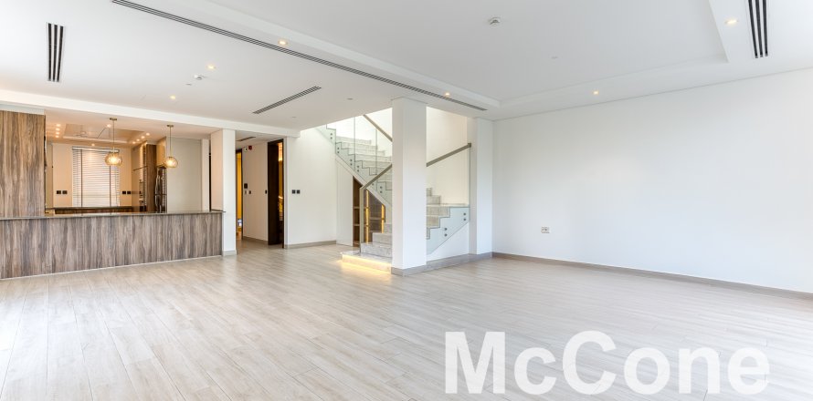 Villa in Jumeirah Village Circle, Dubai, VAE: 4 Schlafzimmer, 303.33 m2 Nr. 587084