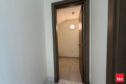 Villa till försäljning i Dubai, UAE 4 sovrum, 570 kvm Nr. 701321 - fotografi 16