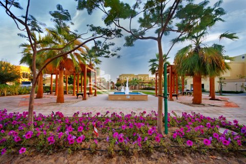 Вилла Al Raha Gardens, Абу-Даби, БАӘ-да 3 жатын бөлмелер, 255 м² № 716787 - фото 4
