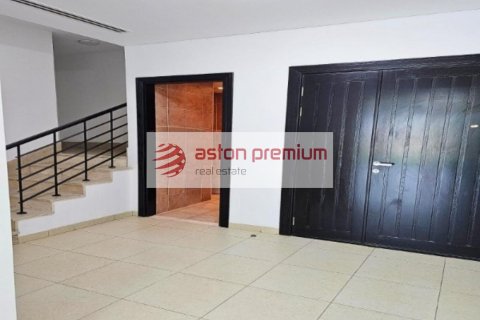 Shtëpi në qytet në Jumeirah Village Circle, Dubai, Emiratet e Bashkuara Arabe 2 dhoma gjumi, 180 m2. № 623945 - Foto 9