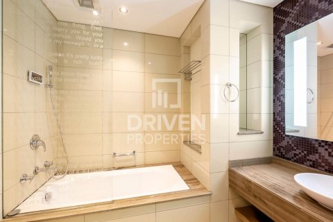 Apartment in Business Bay, Dubai, UAE 1 bedroom, 86 sq.m. № 602365 - photo 10