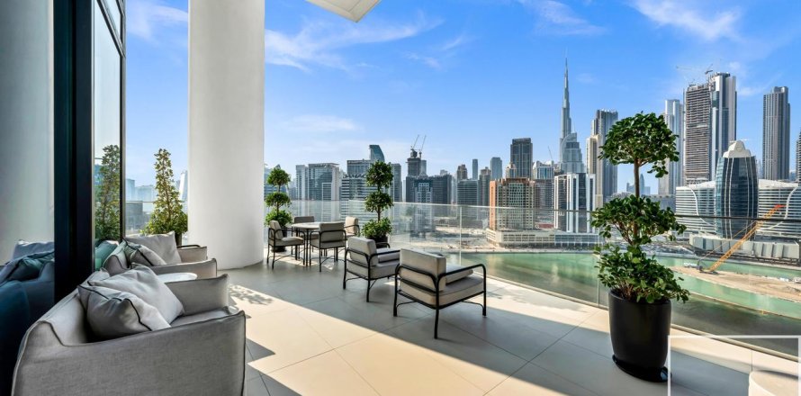 Διαμέρισμα σε Business Bay, Dubai, ΗΑΕ 4 υπνοδωμάτια, 715 τ.μ. Αρ. 646308