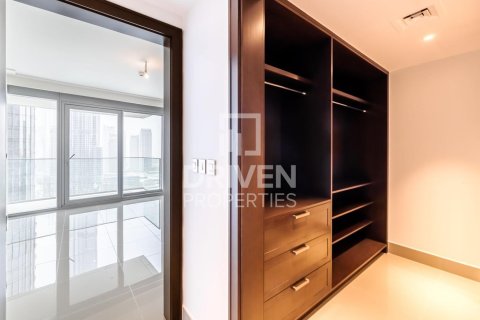Huoneisto Downtown Dubai (Downtown Burj Dubai), Arabiemiraatit 3 makuuhuonetta, 190 m2 № 654708 - kuva 21