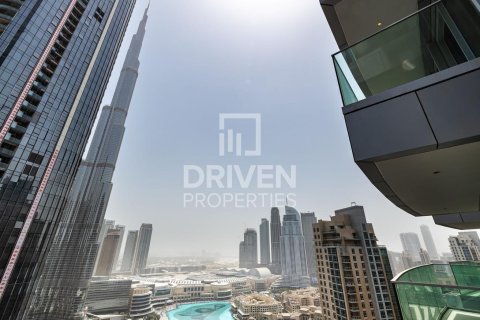 Huoneisto Downtown Dubai (Downtown Burj Dubai), Arabiemiraatit 3 makuuhuonetta, 190 m2 № 654708 - kuva 1