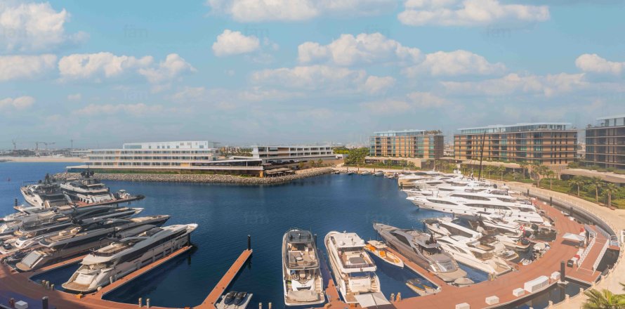 Byt v Dubai, SAE 3 ložnice, 250.7 m² Č.: 613543
