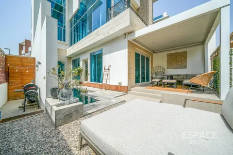 Villa zum Verkauf in Jumeirah Village Circle, Dubai, VAE 4 Schlafzimmer, 529 m2 Nr. 649658 - Foto 1