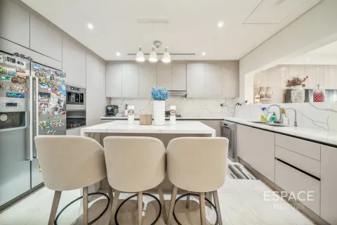 Townhouse de vânzare în Al Furjan, Dubai, EAU 3 dormitoare, 262 mp.  №649659 - poză 7