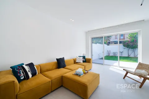 Villa in vendita a Arabian Ranches, Dubai, EAU 2 camere da letto, 157 mq. № 649660 - foto 3
