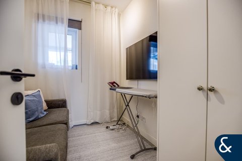 Βίλα σε Dubai, ΗΑΕ 4 υπνοδωμάτια, 244 τ.μ. Αρ. 667499 - φωτογραφία 18