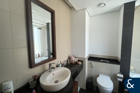 Apartemen di Business Bay, Dubai, UEA 1 kamar tidur, 83 m2 nomor 667502 - foto 10