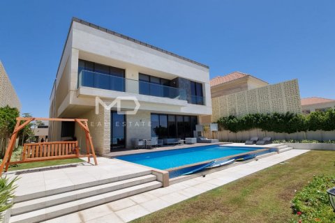 Vila na Saadiyat Island, Abu Dhabi, SAE 7 ložnice, 936 m² Č.: 554612 - fotografie 1