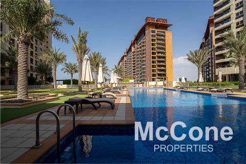 Apartament në Palm Jumeirah, Dubai, Emiratet e Bashkuara Arabe 2 dhoma gjumi, 173.73 m2. № 587383 - Foto 15