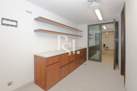 Willa na sprzedaż w Al Gurm, Abu Dhabi, ZEA 4 sypialnie, 1266 mkw., nr 716943 - zdjęcie 29