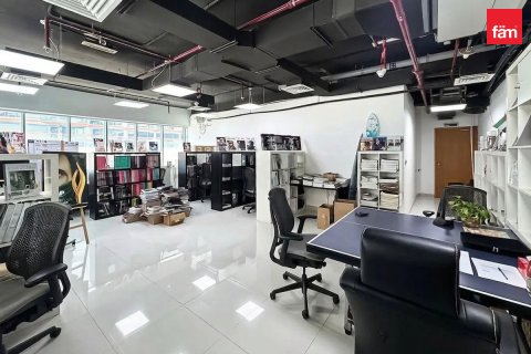 Opisina sa Business Bay, Dubai, UAE 69.8 sq.m. № 726224 - larawan 4