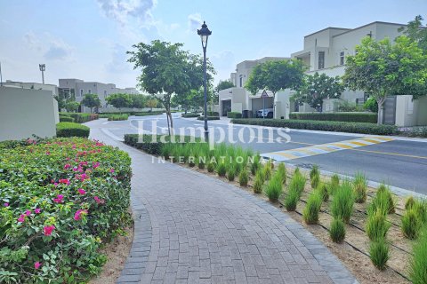 Villa sa Arabian Ranches 2, Dubai, UAE 4 silid-tulugan, 300.07669000 sq.m. № 583484 - larawan 22