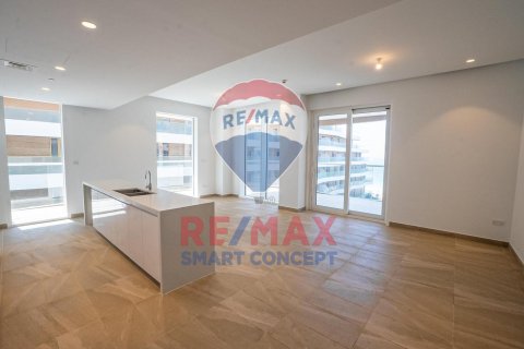 Huoneisto Saadiyat Island, Abu Dhabi, Arabiemiraatit 2 makuuhuonetta, 146.3 m2 № 532371 - kuva 2