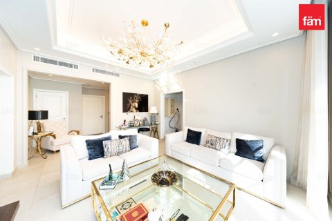 Villa til salgs i Dubai, Emiratene 5 soverom, 744.6 kvm Nr. 710091 - Foto 10