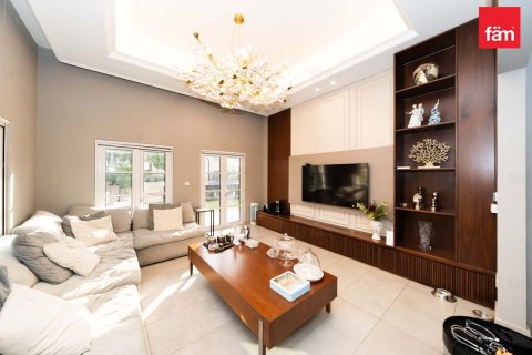 Villa til salgs i Dubai, Emiratene 5 soverom, 744.6 kvm Nr. 710091 - Foto 5
