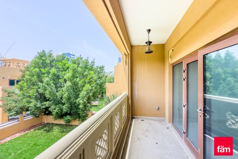 Al Furjan, Dubai, UAE의 임대용 빌라 침실 3개, 600제곱미터 번호 702556 - 사진 8