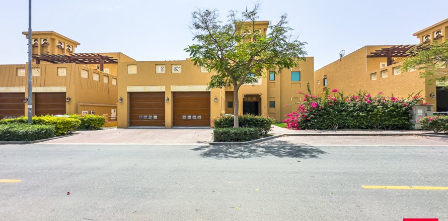 Al Furjan, Dubai, UAE의 빌라 침실 3개, 600제곱미터 번호 702556