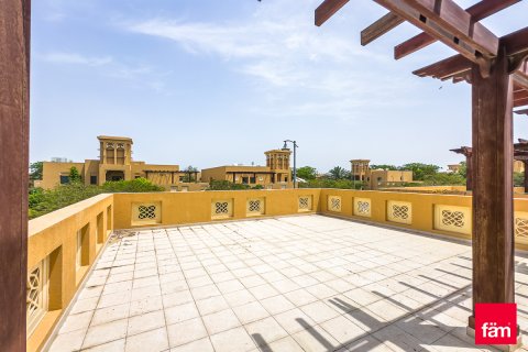 Al Furjan, Dubai, UAE의 임대용 빌라 침실 3개, 600제곱미터 번호 702556 - 사진 21