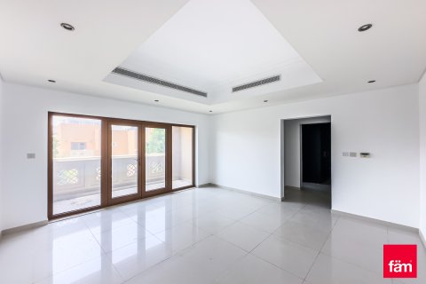 Al Furjan, Dubai, UAE의 임대용 빌라 침실 3개, 600제곱미터 번호 702556 - 사진 29