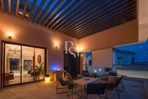 Villa on the Saadiyat Island, Abu Dhabi, UAE 5 bedrooms, 630 sq.m. № 716268 - photo 8