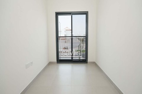 Vilë në Al Shamkha, Abu Dhabi, Emiratet e Bashkuara Arabe 4 dhoma gjumi, 509.94 m2. № 758765 - Foto 9