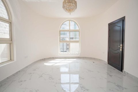 Villa itt: Muroor Area, Abu Dhabi, EAE, 7 hálószoba, 549.99 m², azonosító: 758768 - fénykép 4