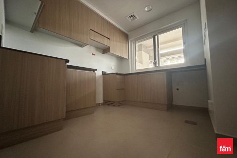 Maison de ville à louer à Dubai, EAU 3 chambres, 112.2 m2 № 701224 - photo 13