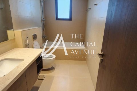 Khalifa City, Abu Dhabi, UAE의 판매용 타운하우스 침실 3개, 150제곱미터 번호 604843 - 사진 29