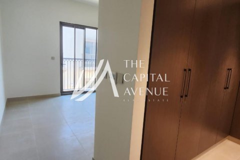 Khalifa City, Abu Dhabi, UAE의 판매용 타운하우스 침실 3개, 150제곱미터 번호 604843 - 사진 15