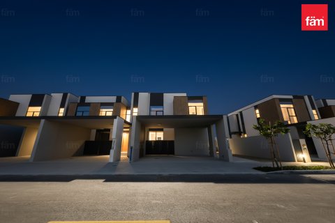 Таунхаус Дубай, БАӘ-да 4 жатын бөлмелер, 270.7 м² № 661511 - фото 9