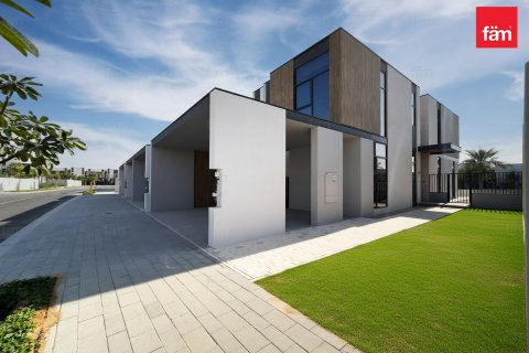 Таунхаус Дубай, БАӘ-да 4 жатын бөлмелер, 270.7 м² № 661511 - фото 2