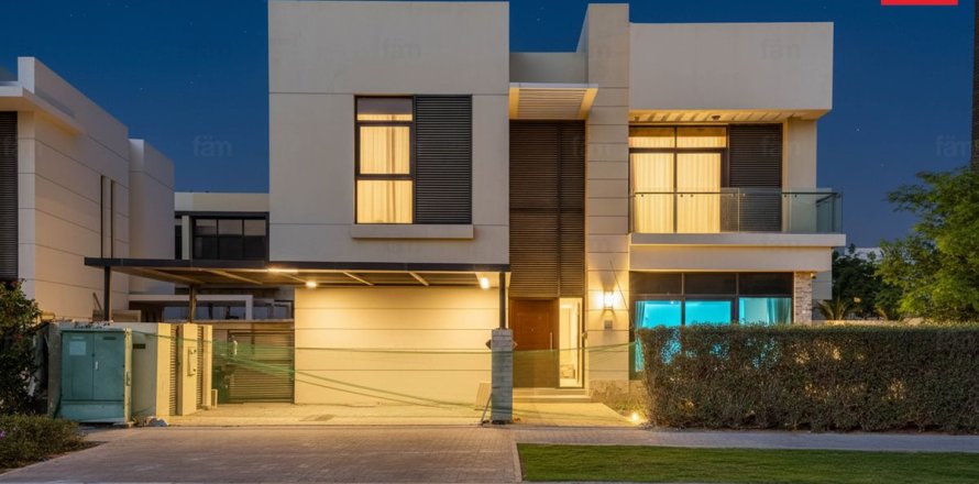 Villa in Dubai, VAE 5 slaapkamers, 685.8 vr.m. nr 661509