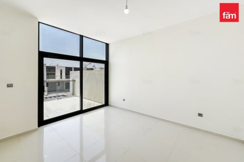 Dubai, UAE의 판매용 빌라 침실 3개, 175제곱미터 번호 661508 - 사진 5